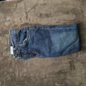 Levi Slim Jean's